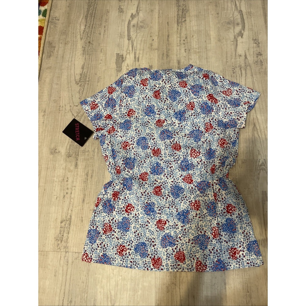 NWT Women's Flex Scrubsā XS